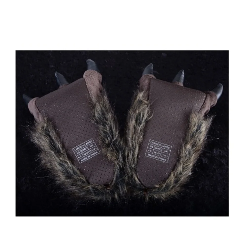 GMC KIDS GRIZZLY BEAR FEET SLIPPERS - PAWS SMALL 13/1 (NEW WITH TAGS)